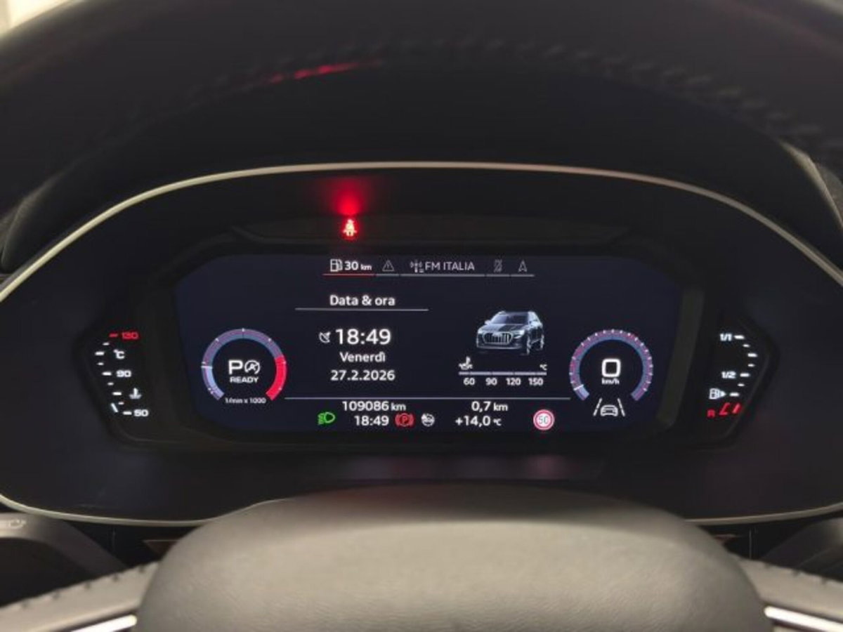Audi Q3 35 TDI quattro Business (16)