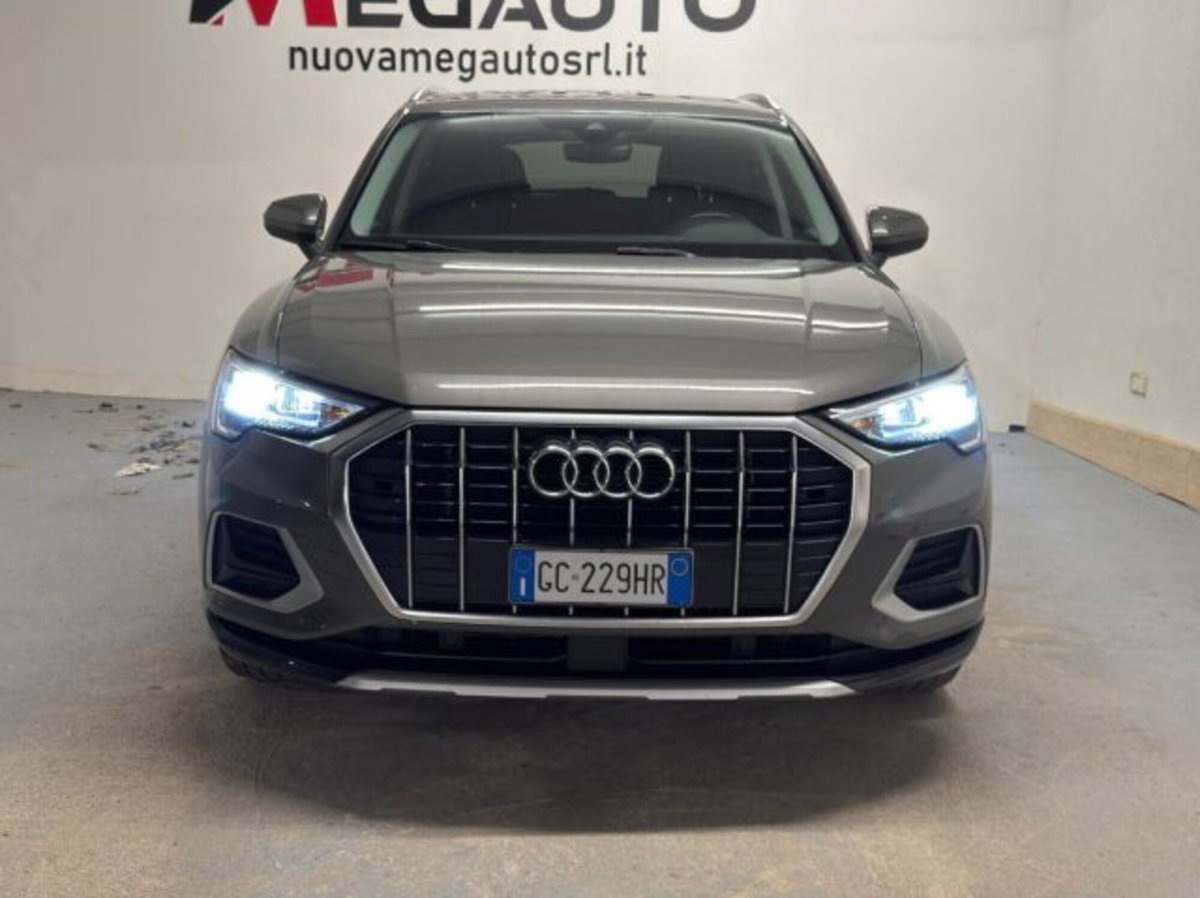 Audi Q3 35 TDI quattro Business (2)