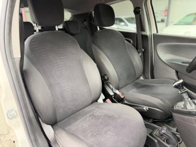 Lancia Ypsilon 1.2 69 CV 5 porte GPL Ecochic Gold (11)