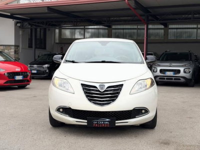 Lancia Ypsilon 1.2 69 CV 5 porte GPL Ecochic Gold (2)