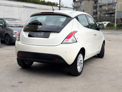 Lancia Ypsilon 1.2 69 CV 5 porte GPL Ecochic Gold (5)