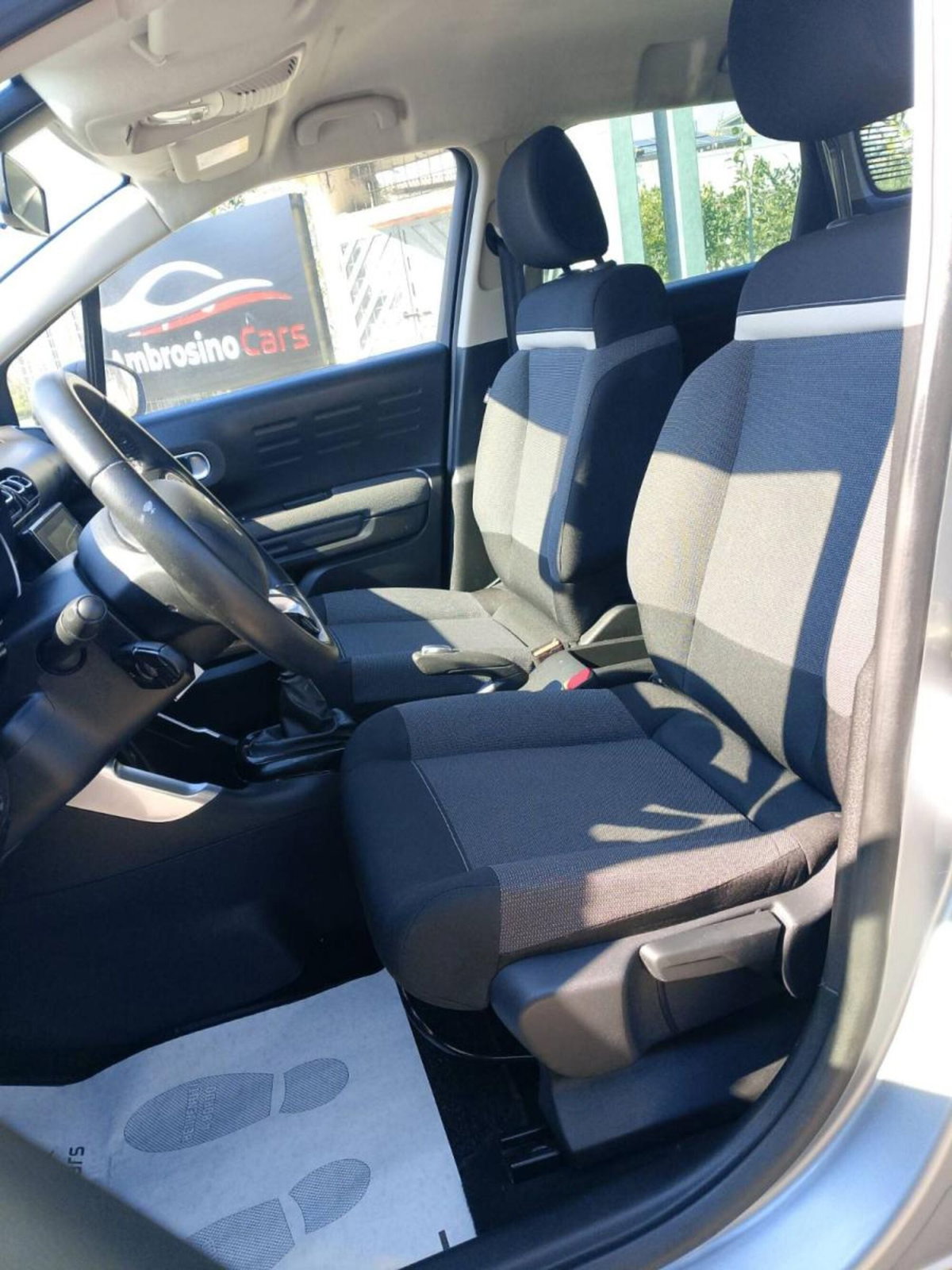 Citroen C3 Aircross BlueHDi 110 S&S Shine Pack (9)