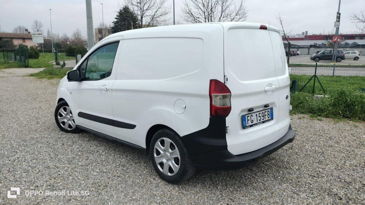 Ford Transit Courier 1.5 TDCi 75CV  Entry (5)