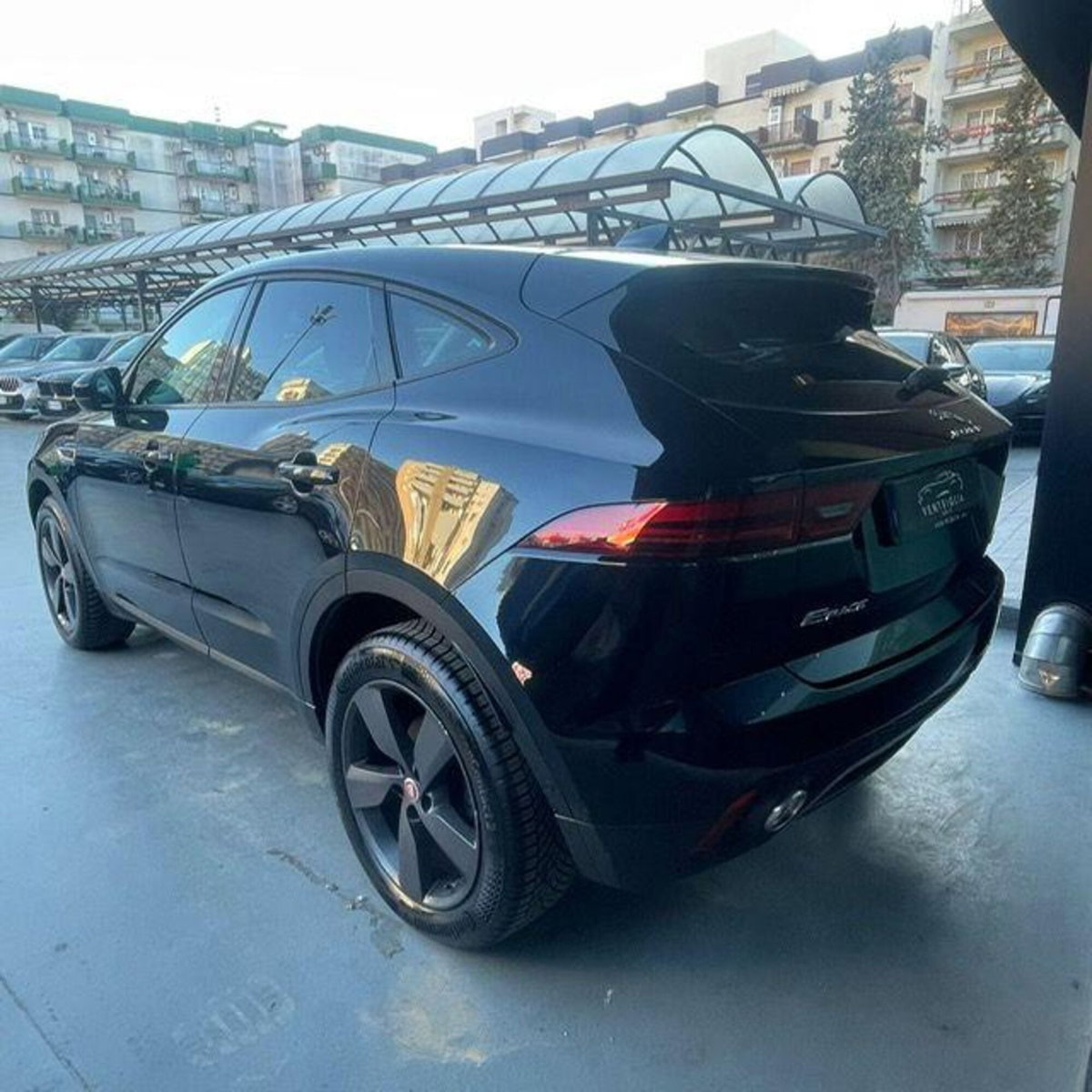 Jaguar E-Pace 2.0D 150 CV AWD aut. (3)