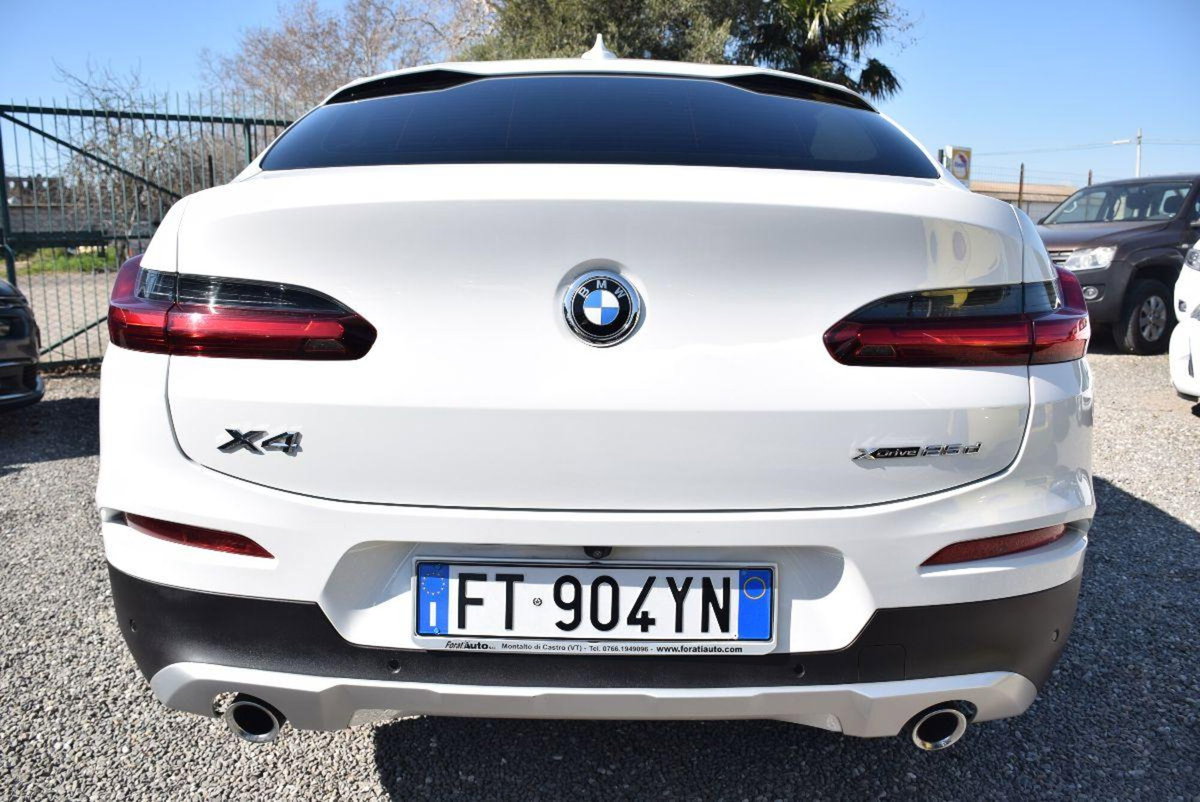 BMW X4 xDrive25d Msport-X (2)