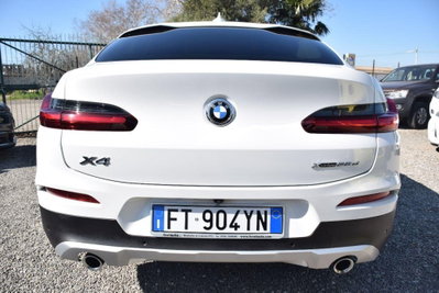 BMW X4 xDrive25d Msport-X (2)