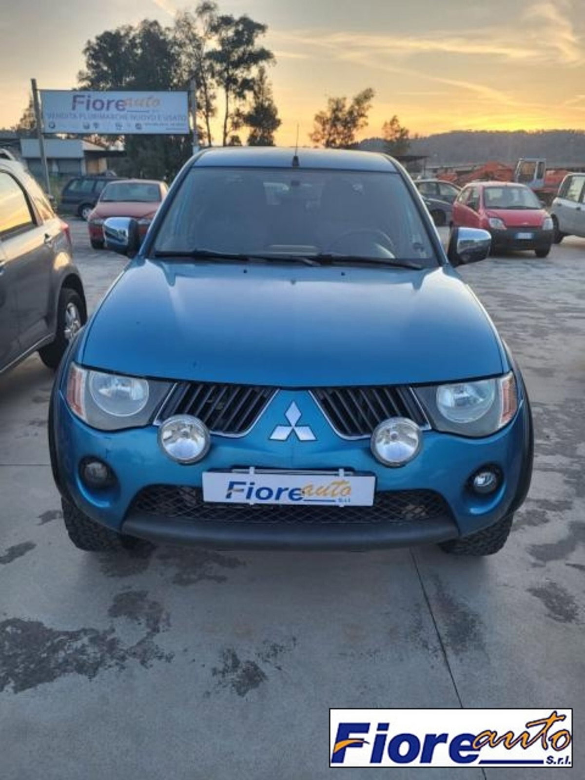 Mitsubishi L200 2.5 DI-D Club Cab Invite (2)
