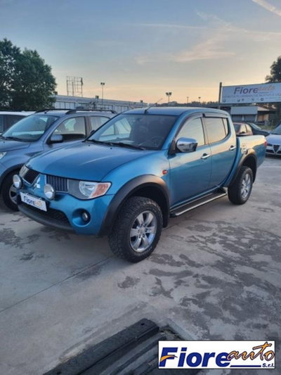 Mitsubishi L200 2.5 DI-D Club Cab Invite (5)