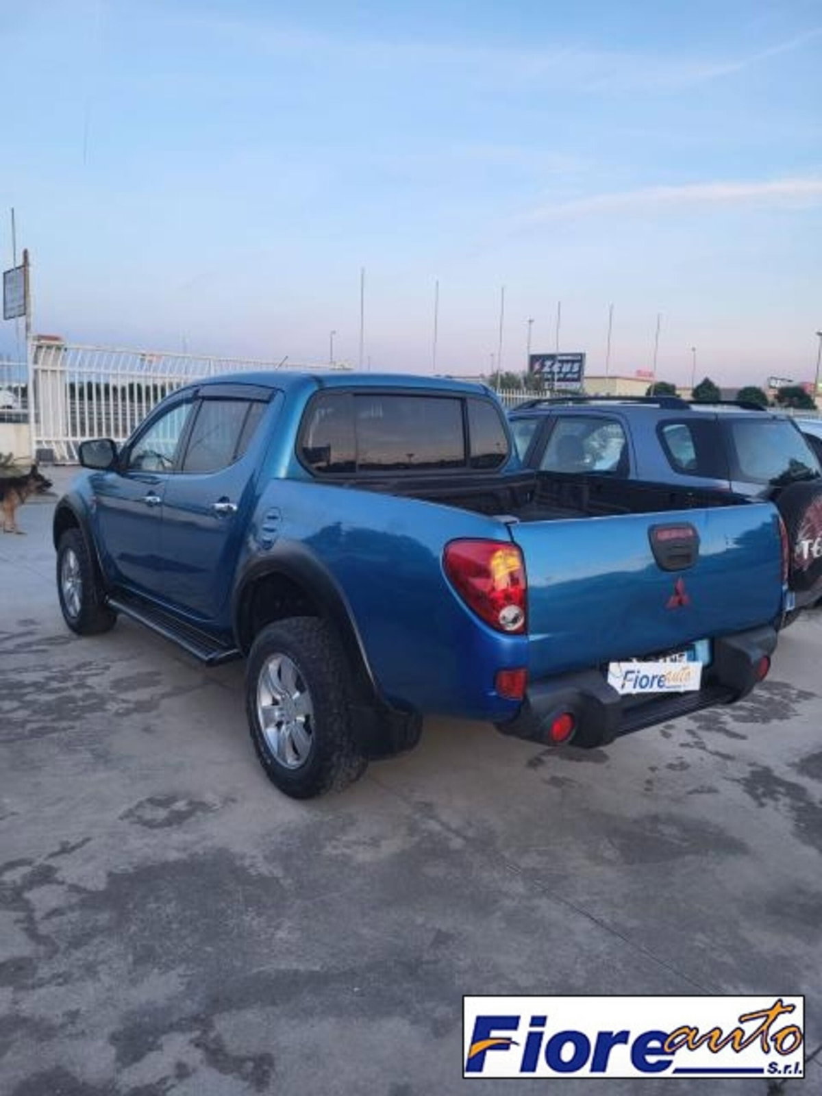 Mitsubishi L200 2.5 DI-D Club Cab Invite (9)