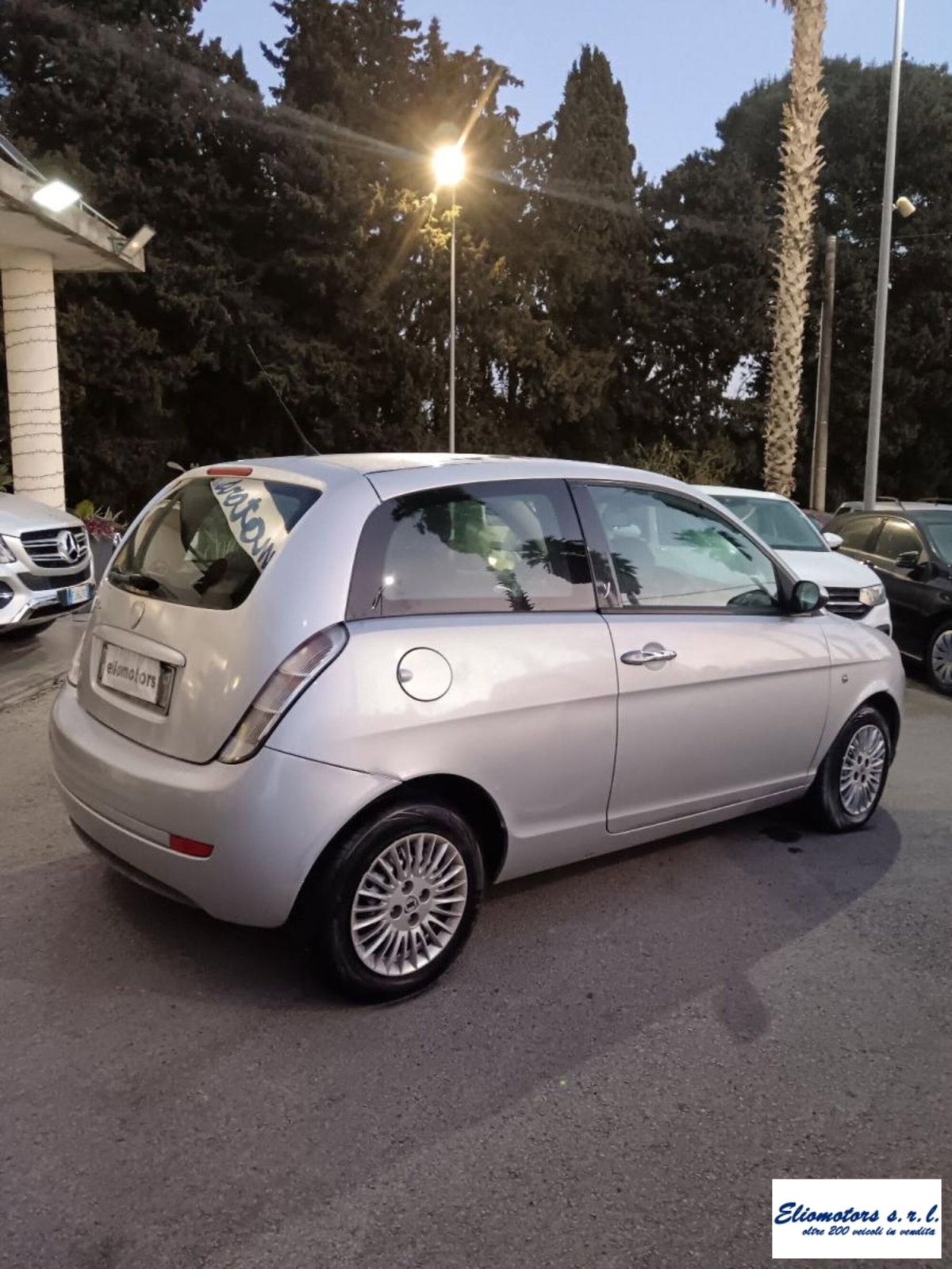 Lancia Ypsilon 1.2 Platino (12)