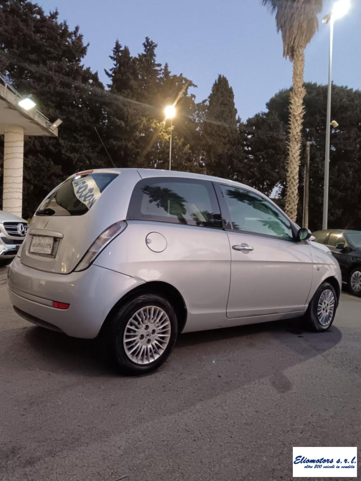 Lancia Ypsilon 1.2 Platino (13)