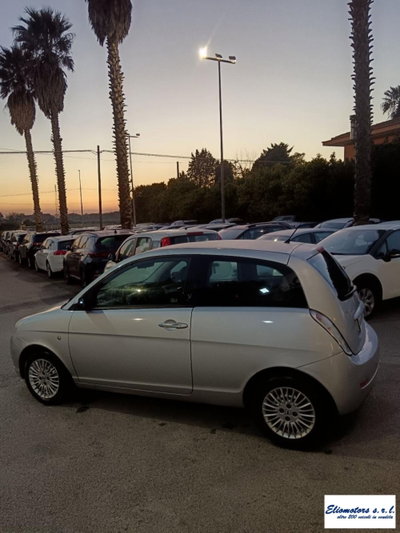 Lancia Ypsilon 1.2 Platino (15)