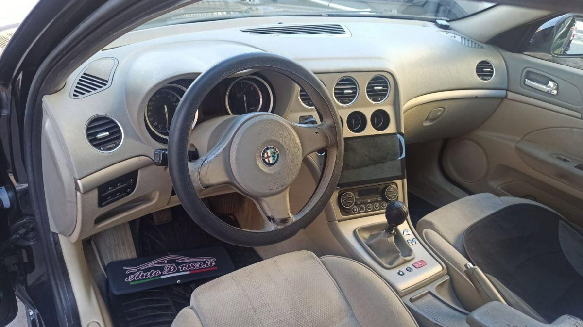 Alfa Romeo 159 SportWagon 1.9 JTDm 16V Sportwagon Distinctive (5)