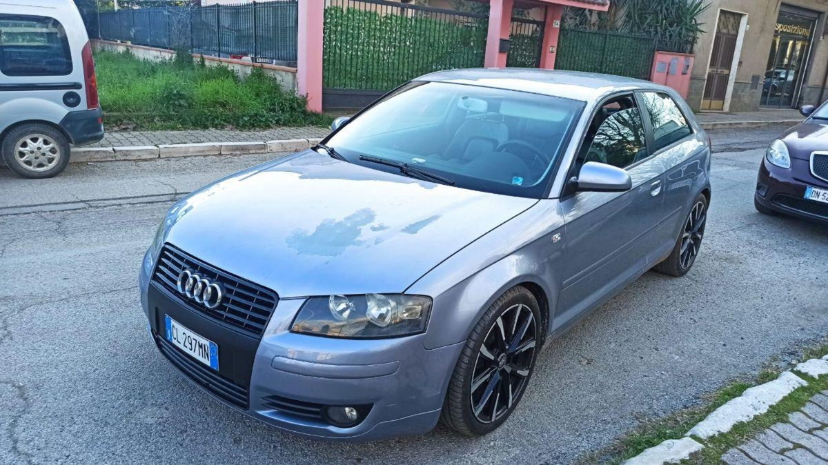 Audi A3 2.0 16V TDI Attraction (2)