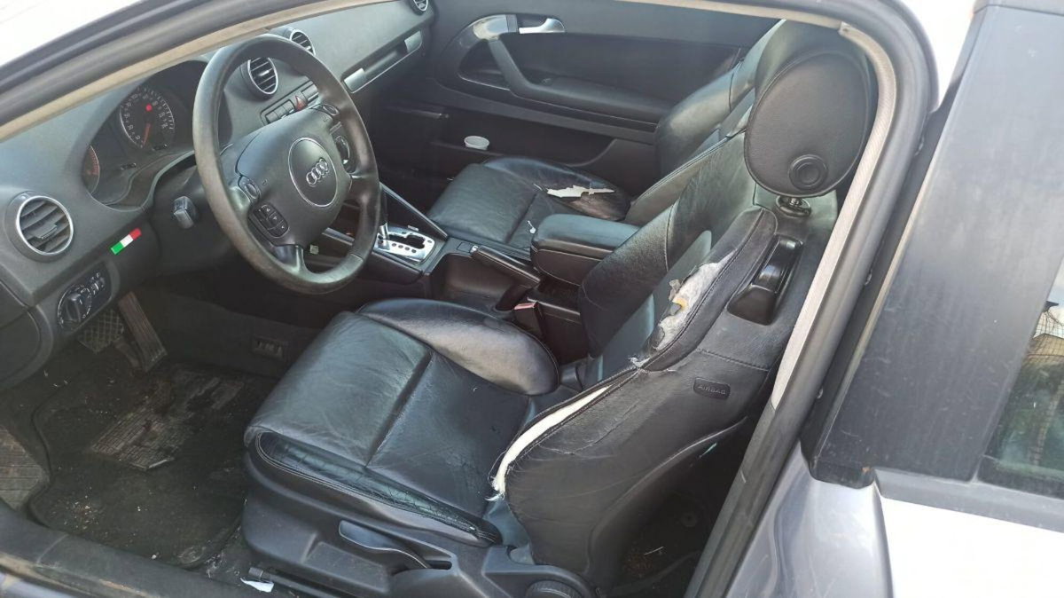 Audi A3 2.0 16V TDI Attraction (7)