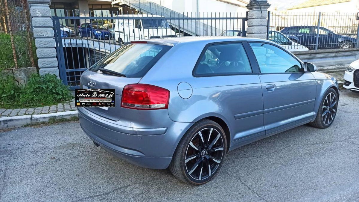 Audi A3 2.0 16V TDI Attraction (8)