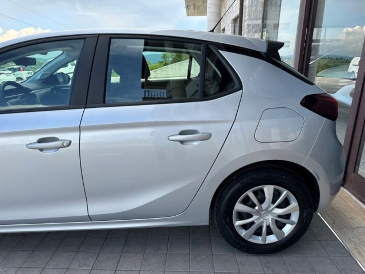 Opel Corsa 1.2 Corsa s&s 75cv (9)