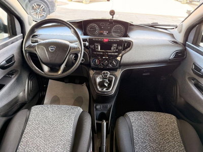 Lancia Ypsilon 1.2 69 CV 5 porte GPL Ecochic Elefantino Blu (6)