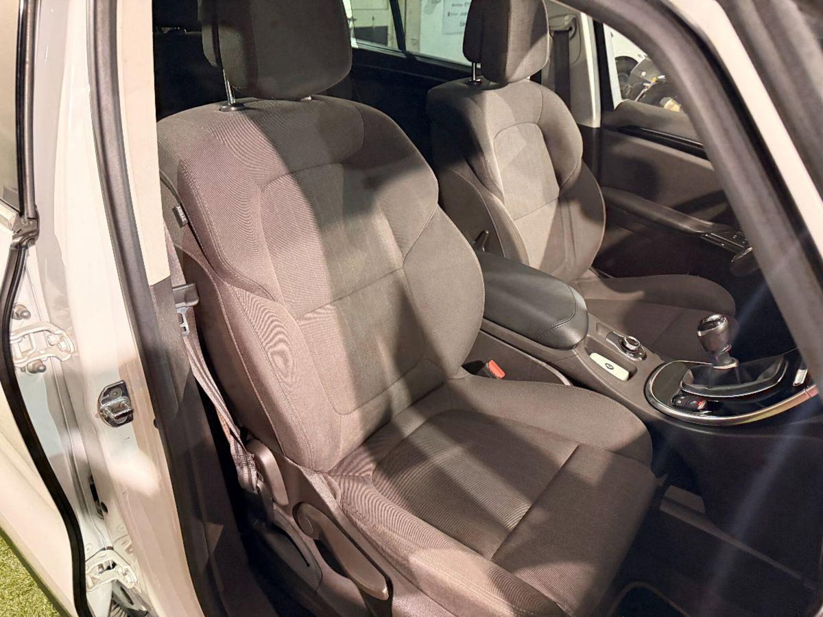Renault Espace dCi 160CV EDC Energy Intens (10)