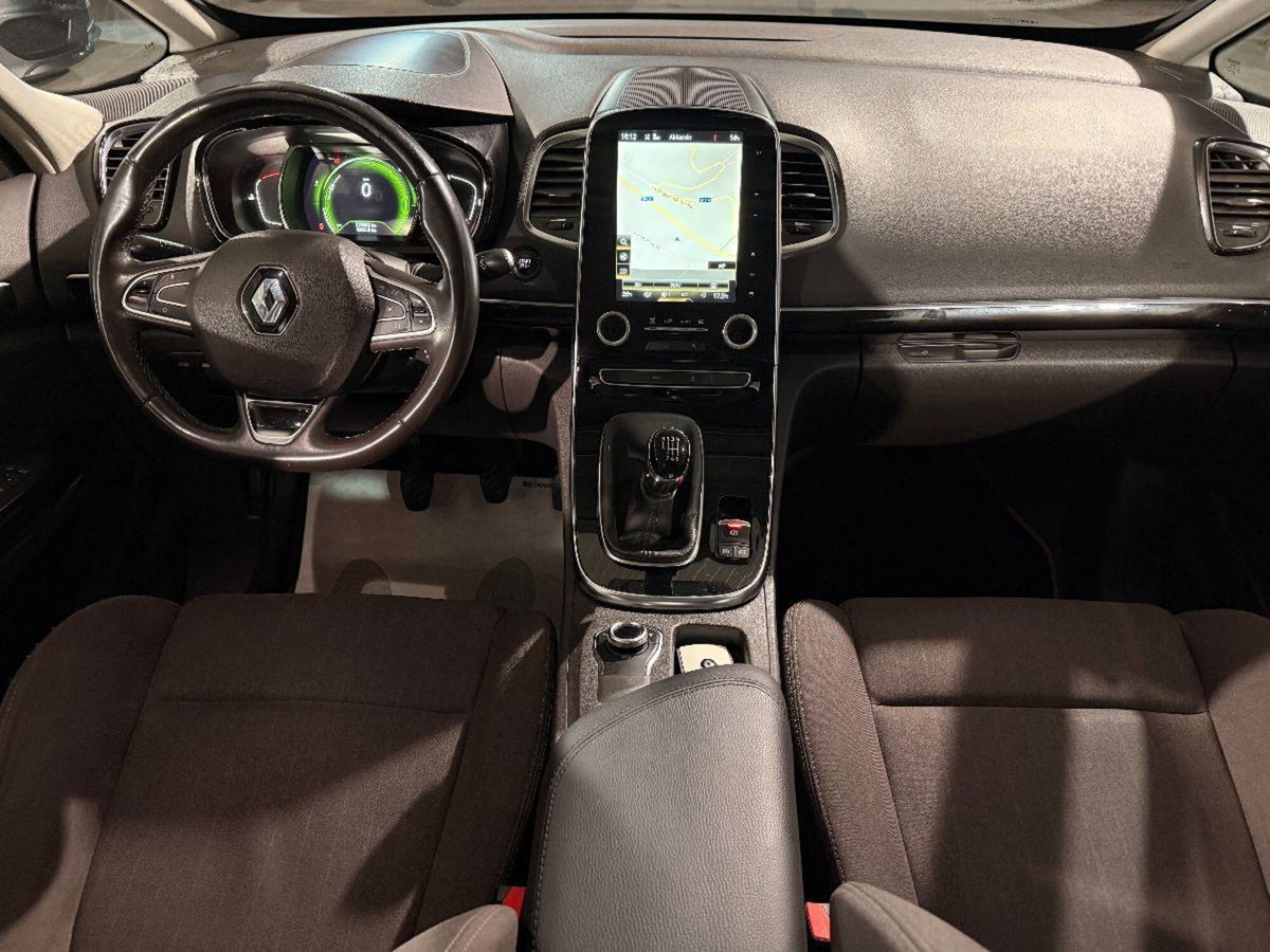 Renault Espace dCi 160CV EDC Energy Intens (7)