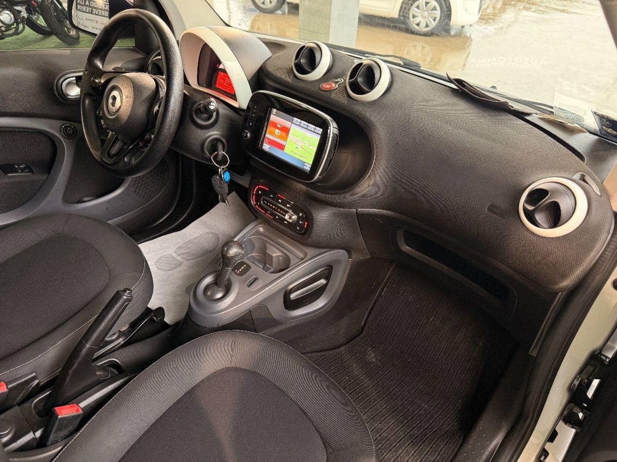 smart Fortwo 70 1.0 twinamic Prime (10)