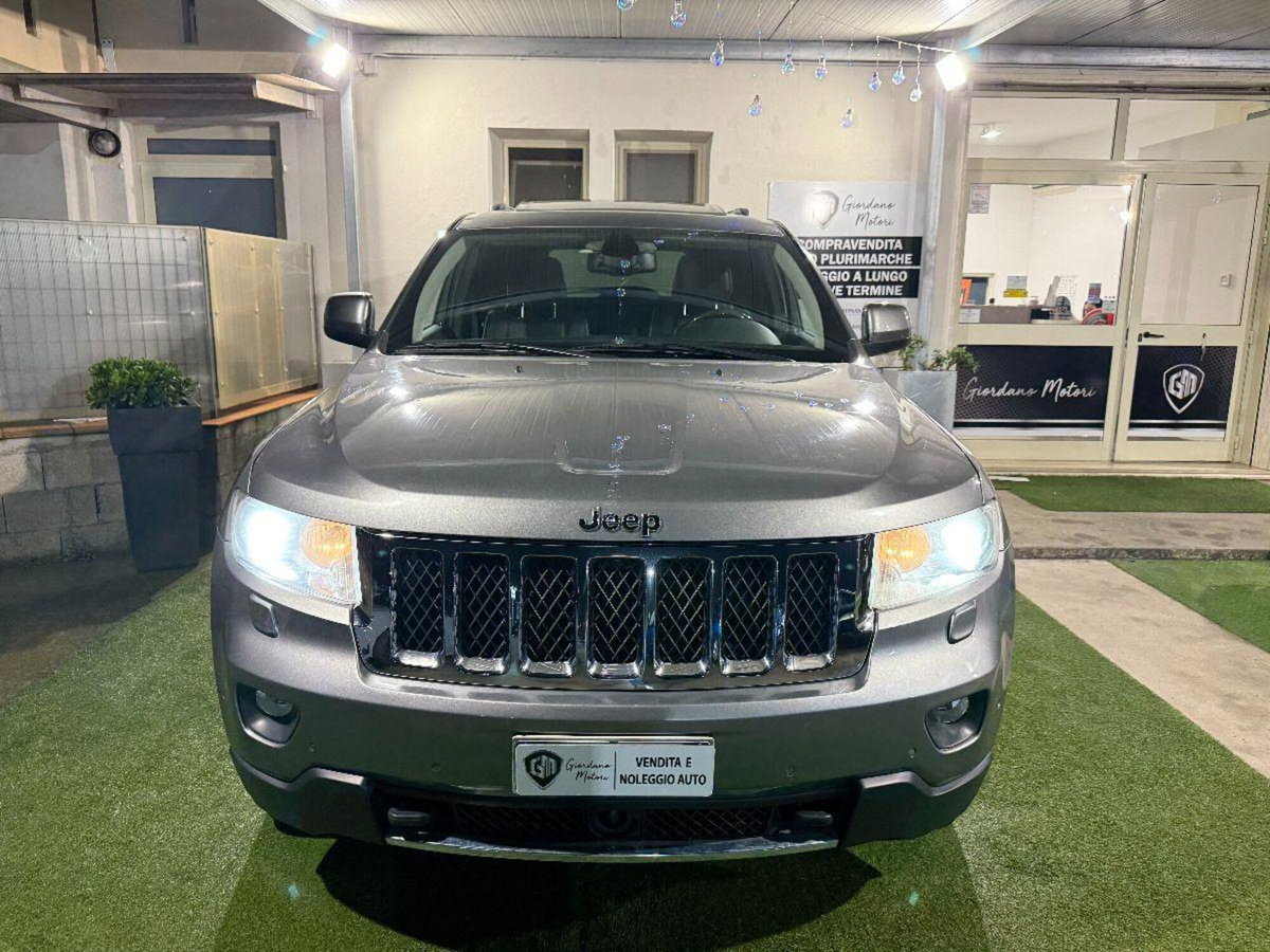 Jeep Grand Cherokee 3.0 CRD 241 CV Overland (2)