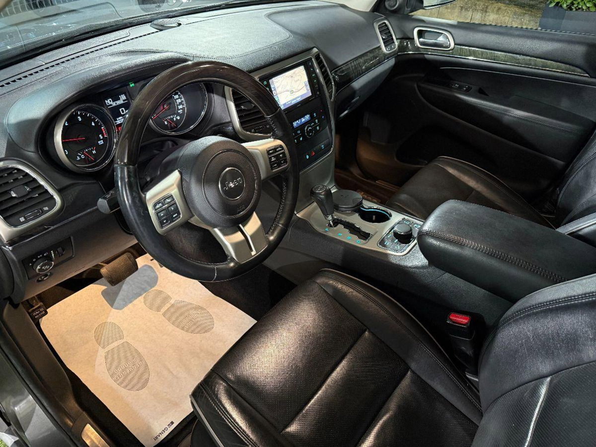 Jeep Grand Cherokee 3.0 CRD 241 CV Overland (8)