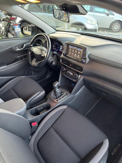 Hyundai Kona 1.6 CRDI 115 CV Classic (8)