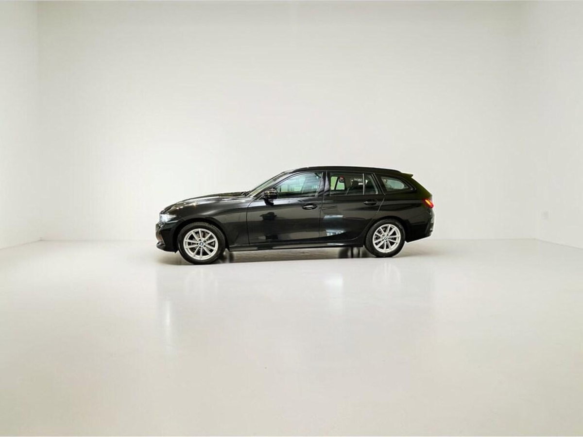 BMW Serie 3 Touring 320d  mhev 48V xdrive auto (3)