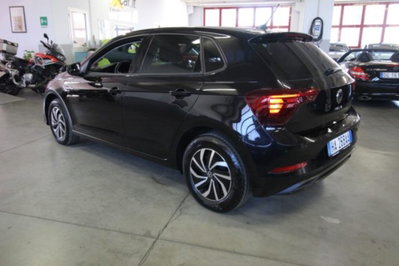 Volkswagen Polo 1.0 tsi Life 95cv dsg (5)