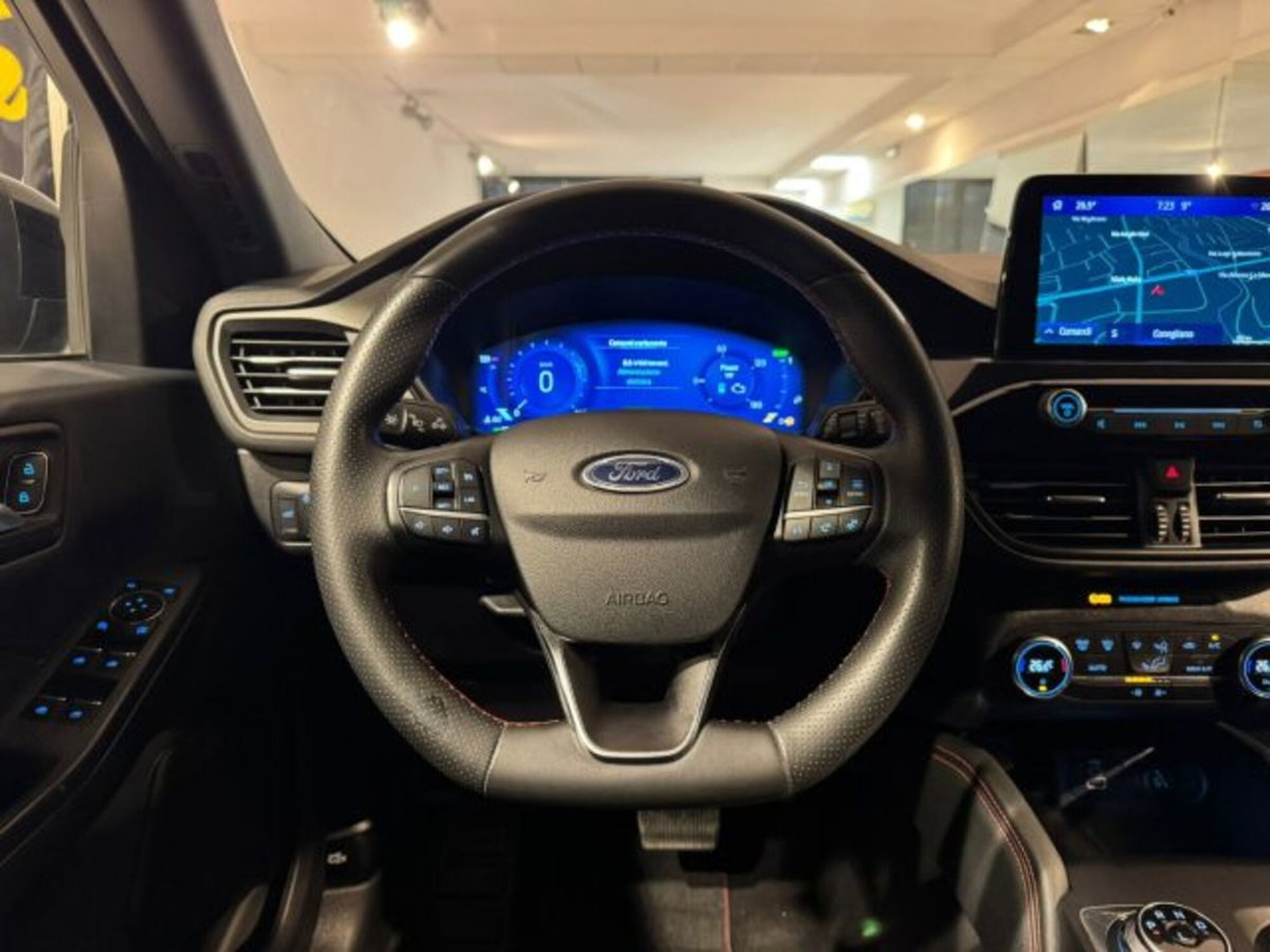 Ford Kuga 2.5 Full Hybrid 190 CV CVT AWD ST-Line Design (11)