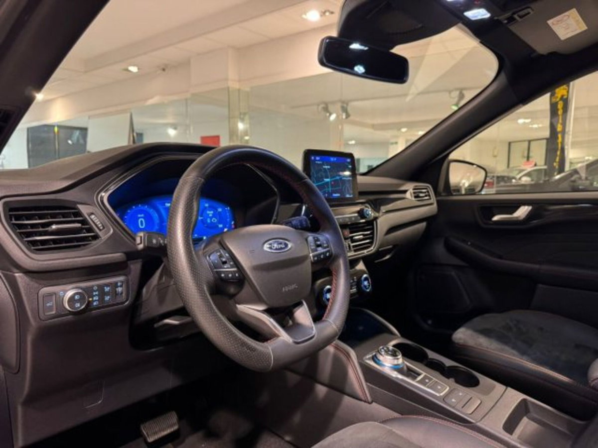 Ford Kuga 2.5 Full Hybrid 190 CV CVT AWD ST-Line Design (8)