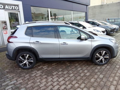Peugeot 2008 120 EAT6 S&S Allure (2)