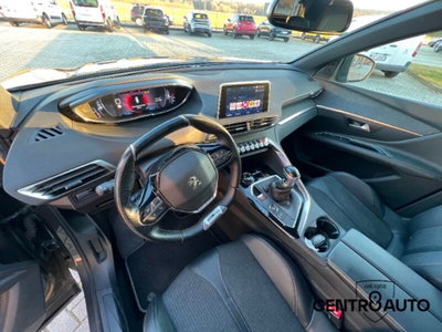 Peugeot 3008 BlueHDi 130 S&S EAT8 GT Line (13)