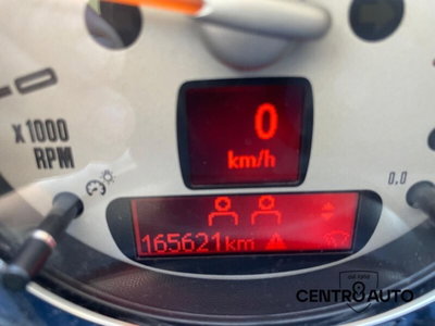 MINI Mini 1.6 16V Cooper D (11)