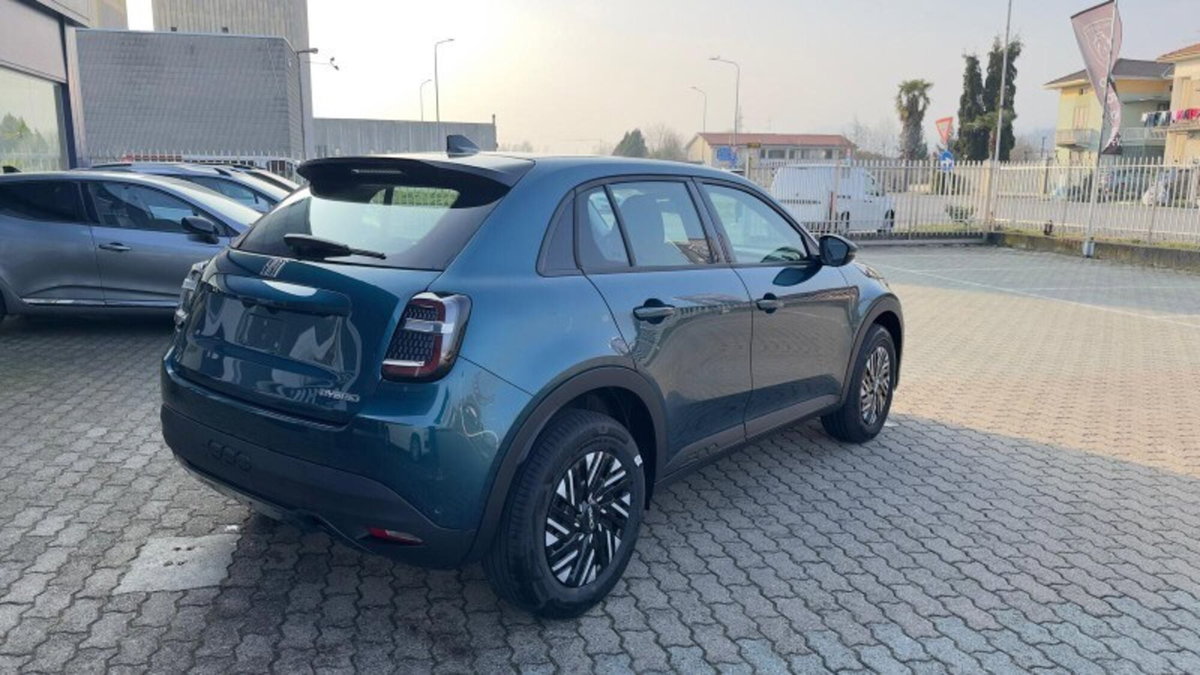 Fiat 600 1.2 hybrid Business 110cv auto (3)