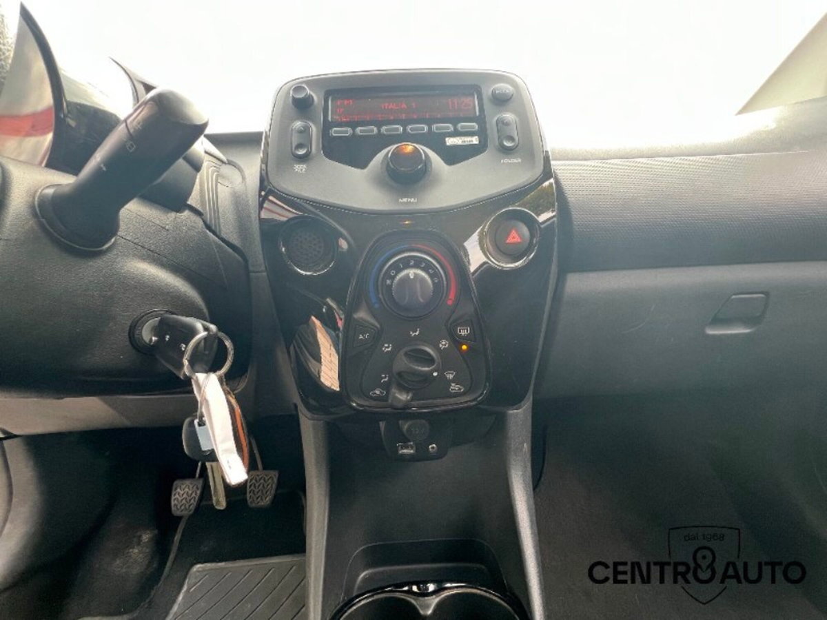 Citroen C1 C1 VTi 72 5 porte Feel (14)