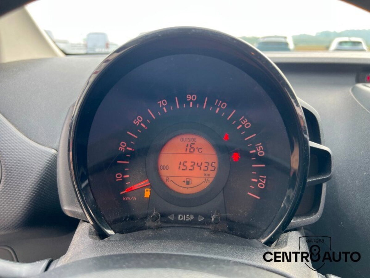 Citroen C1 C1 VTi 72 5 porte Feel (16)