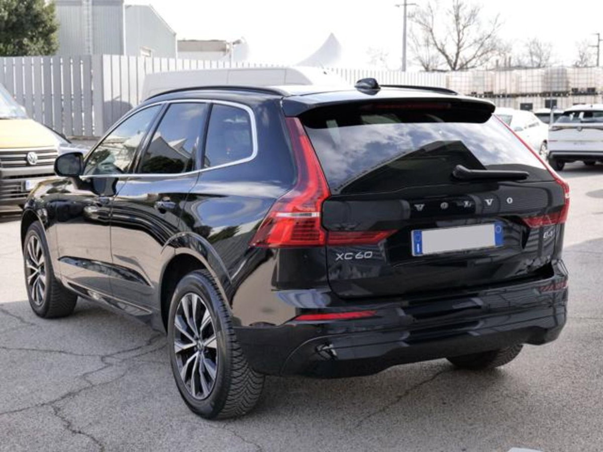 Volvo V60 2.0 b4 Core auto (3)