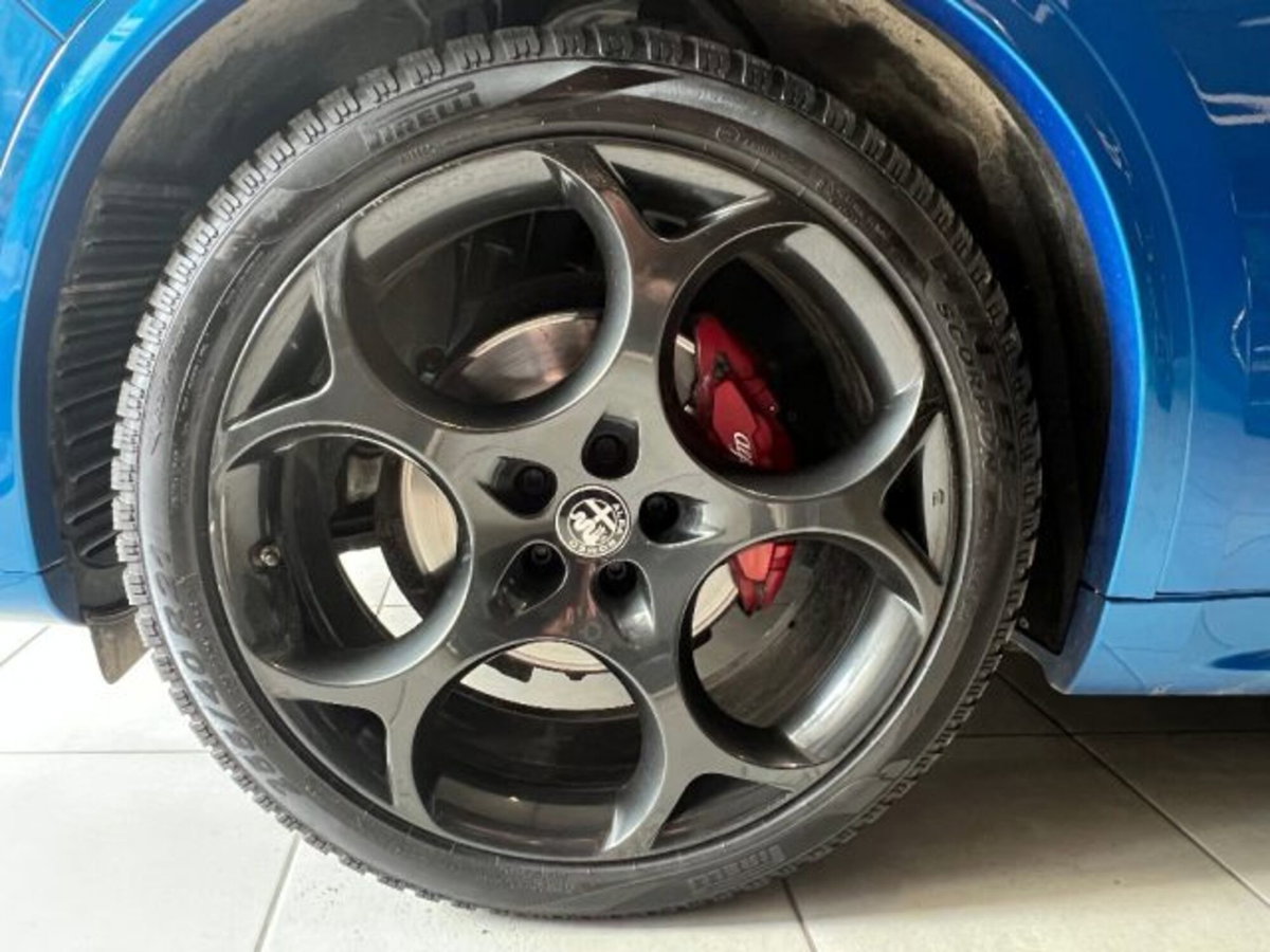 Alfa Romeo Stelvio Stelvio 2.2 Turbodiesel 210 CV AT8 Q4 Veloce Tì (15)