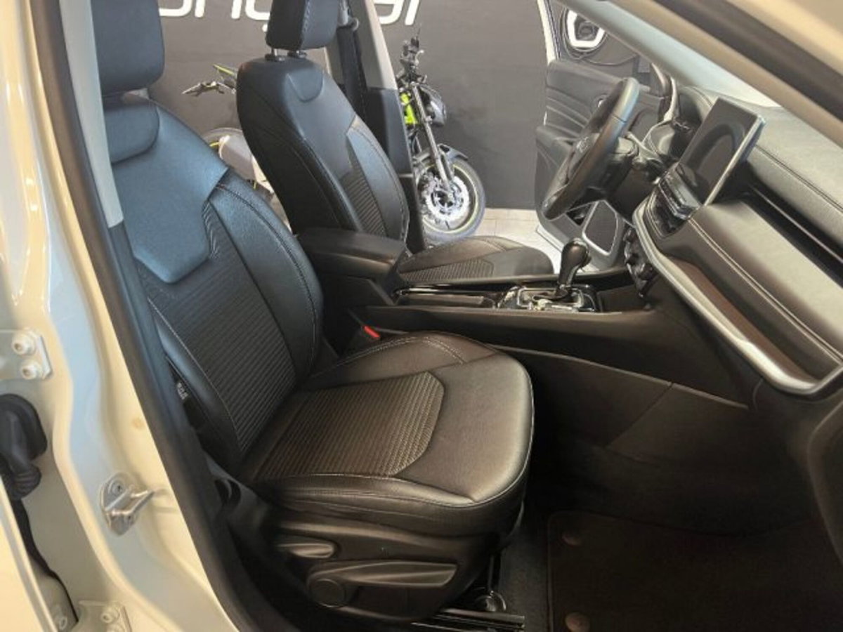 Jeep Compass 1.3 T4 190CV PHEV AT6 4xe Limited (17)