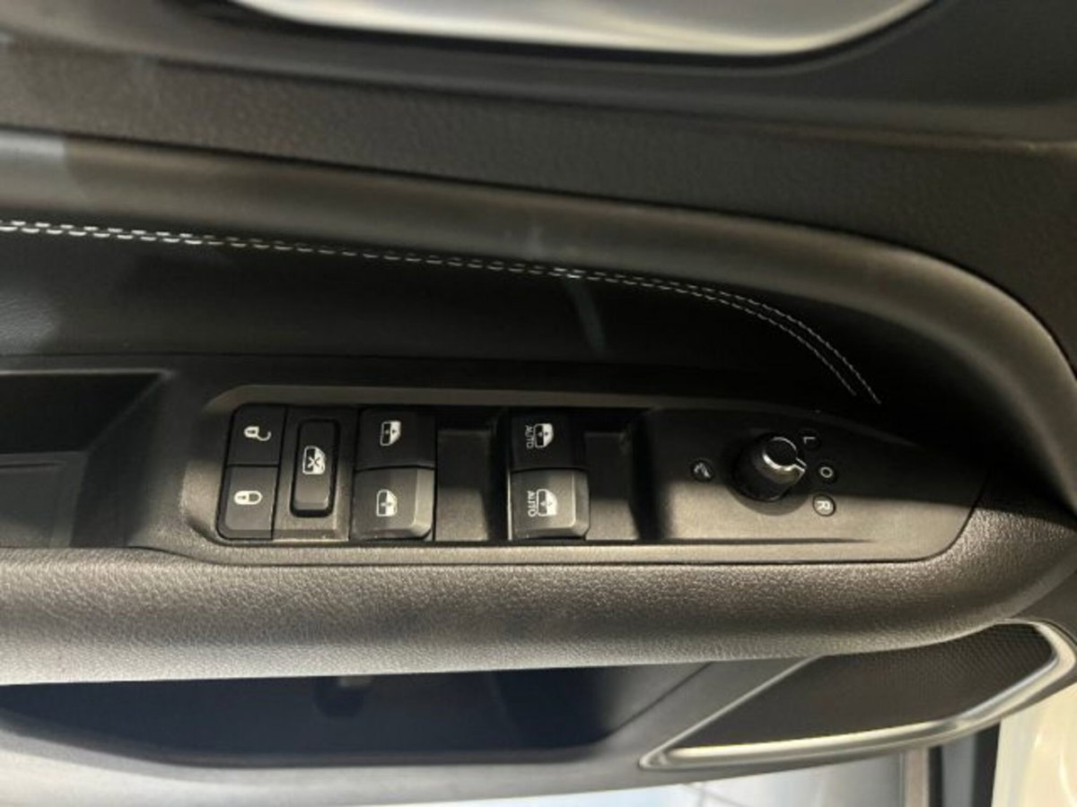 Jeep Compass 1.3 T4 190CV PHEV AT6 4xe Limited (19)