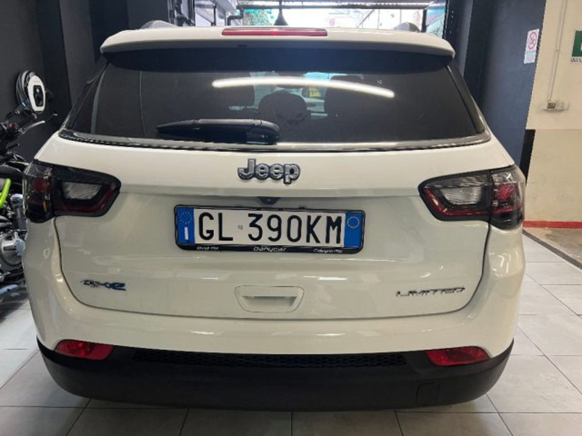 Jeep Compass 1.3 T4 190CV PHEV AT6 4xe Limited (3)