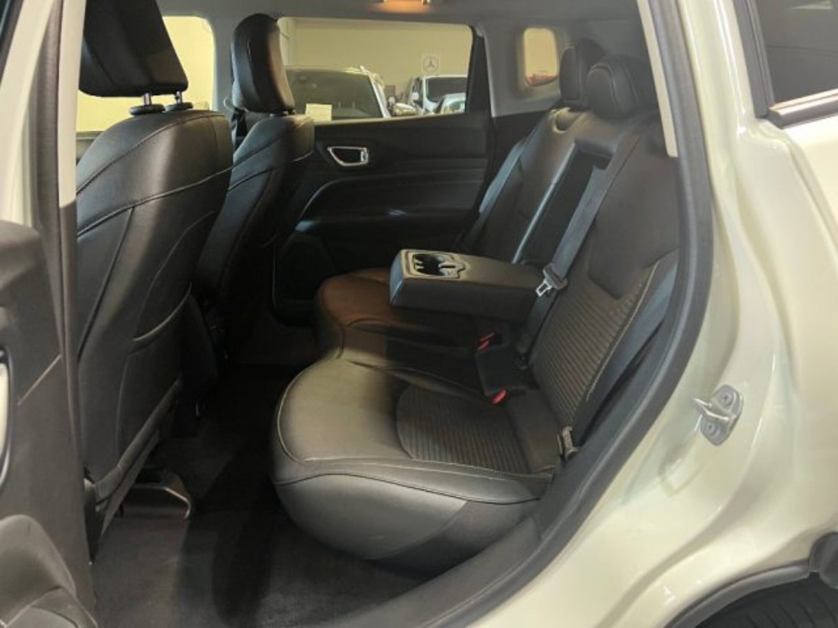 Jeep Compass 1.3 T4 190CV PHEV AT6 4xe Limited (8)