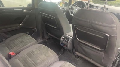 Volkswagen Touran 2.0 TDI 150 CV SCR Executive BlueMotion Technology (10)