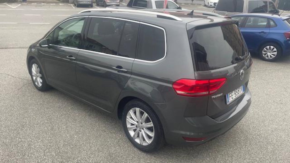 Volkswagen Touran 2.0 TDI 150 CV SCR Executive BlueMotion Technology (2)