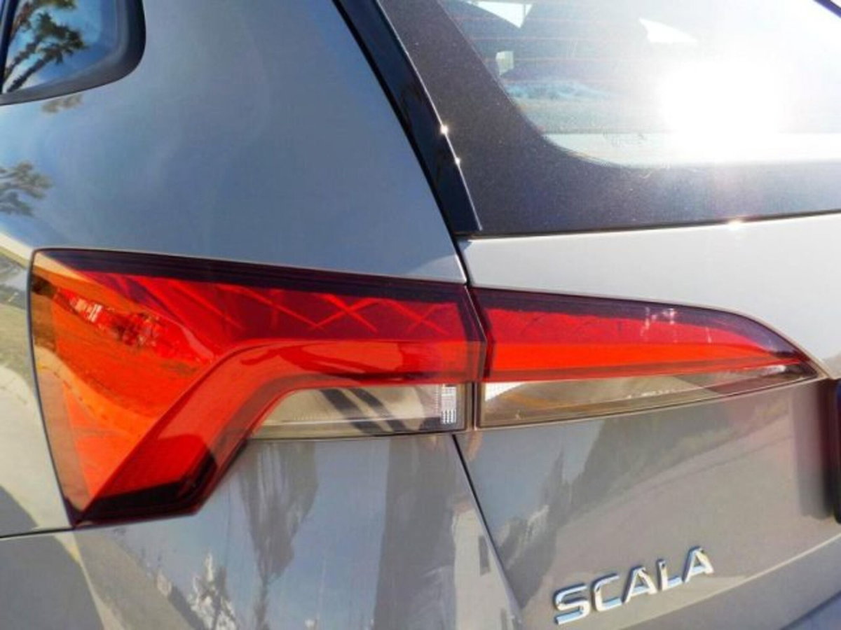 Skoda Scala 1.0 tsi Selection 95cv (12)