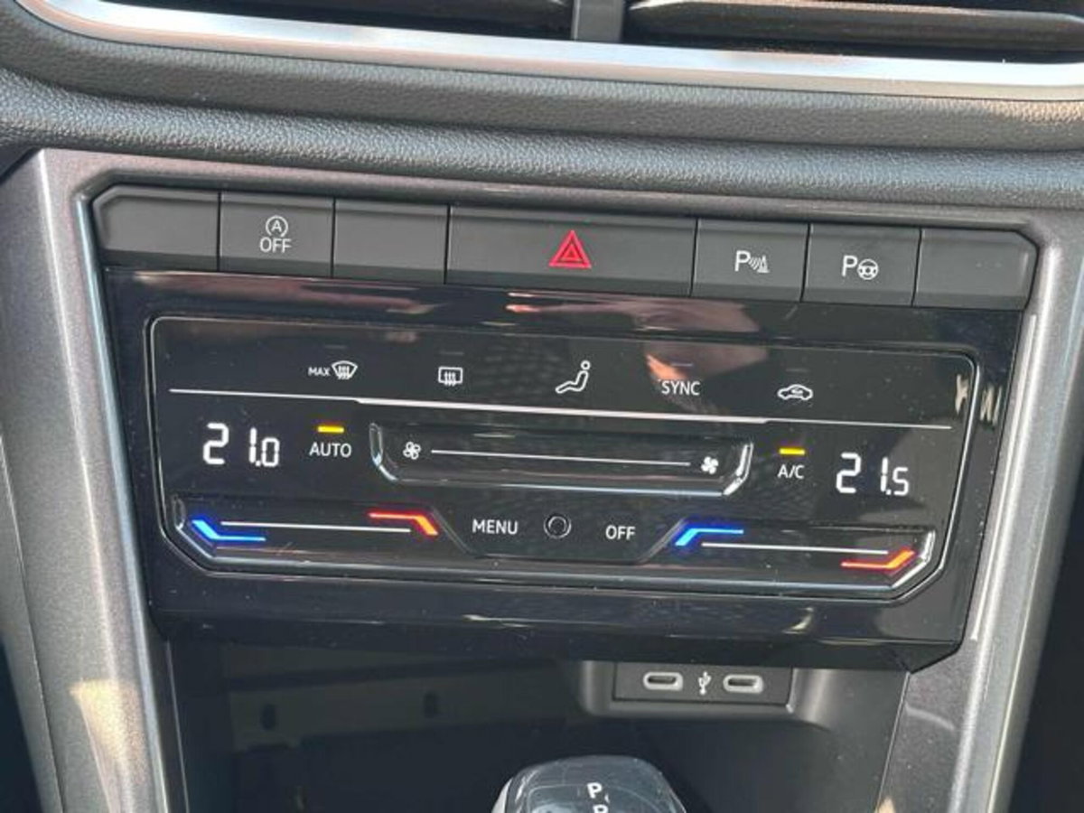 Volkswagen T-Roc 1.5 TSI ACT DSG Style BlueMotion Technology (14)