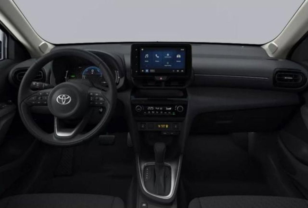 Toyota Yaris Cross 1.5h GR Sport Black Sky fwd 116cv e-cvt (6)
