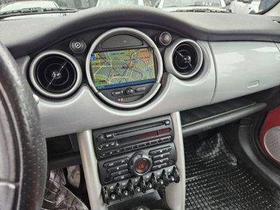 MINI Mini 1.6 16V Cooper (12)